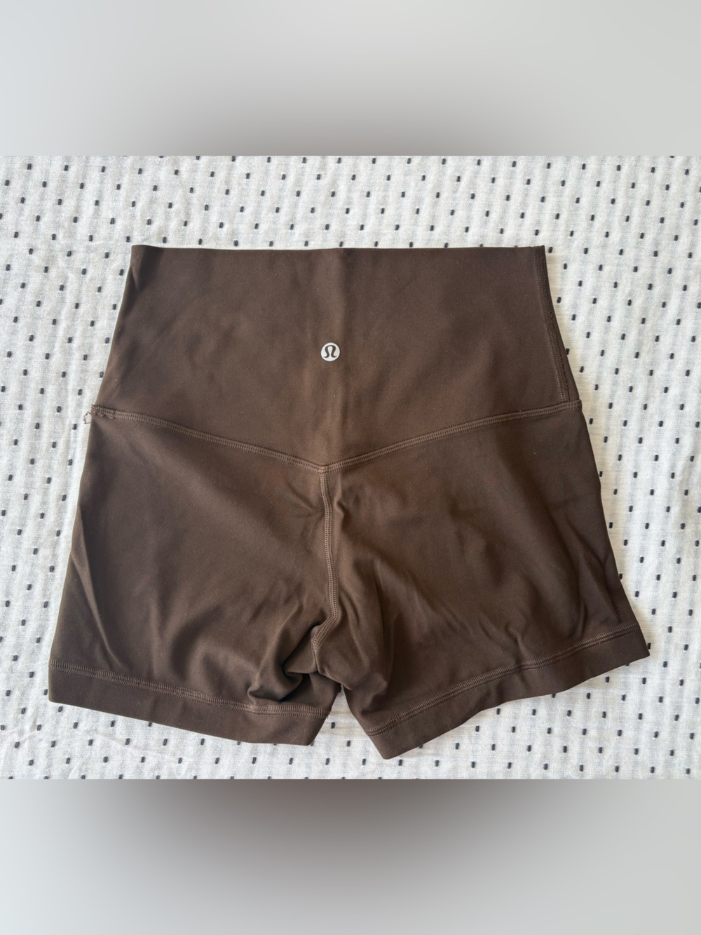 No Line Align Shorts - Picture 3 of 3